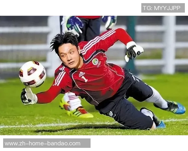 足球王珐的传奇之路：从草根球员到世界顶级教练的辉煌历程